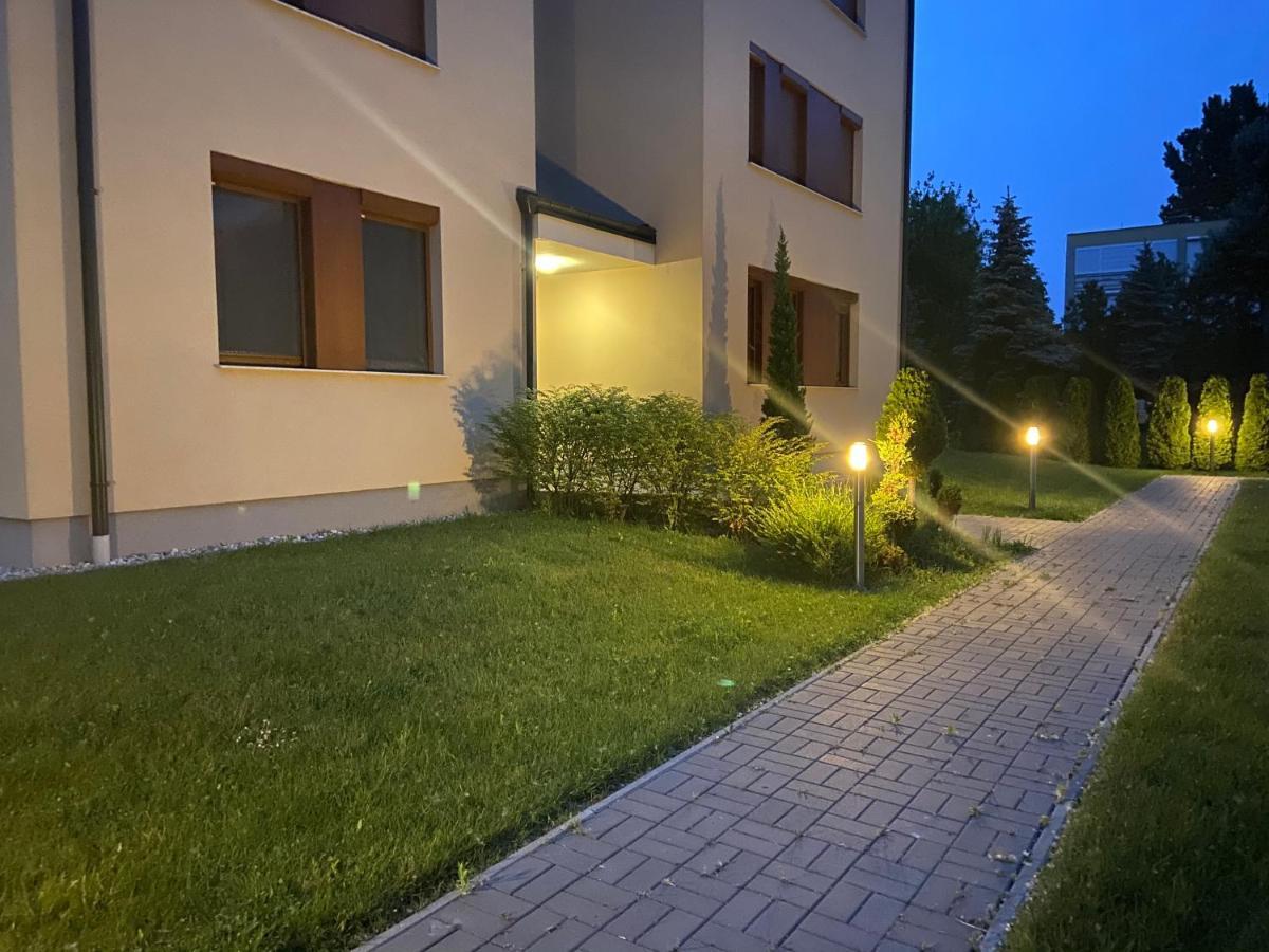 B&beach Apartament *